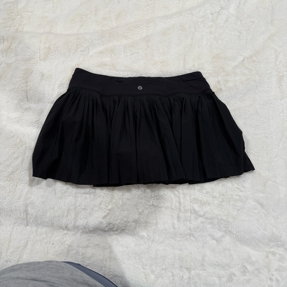 Lululemon Athletica Black Mini Skirt - Picture 3 of 11
